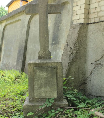 Nagrobek Dominika Jamontowicza, cmentarz Na Rossie w Wilnie, stan z 2013 roku