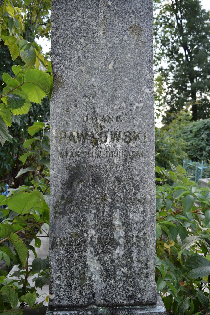 Nagrobek Anieli i Józefa Pawłowskich, cmentarz w Tarnopolu, stan z 2016