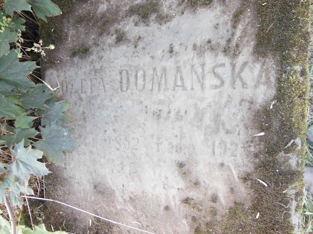 Fragment of Józefa Domanska's gravestone from the cemeteries of the former Ternopil district, as of 2016.