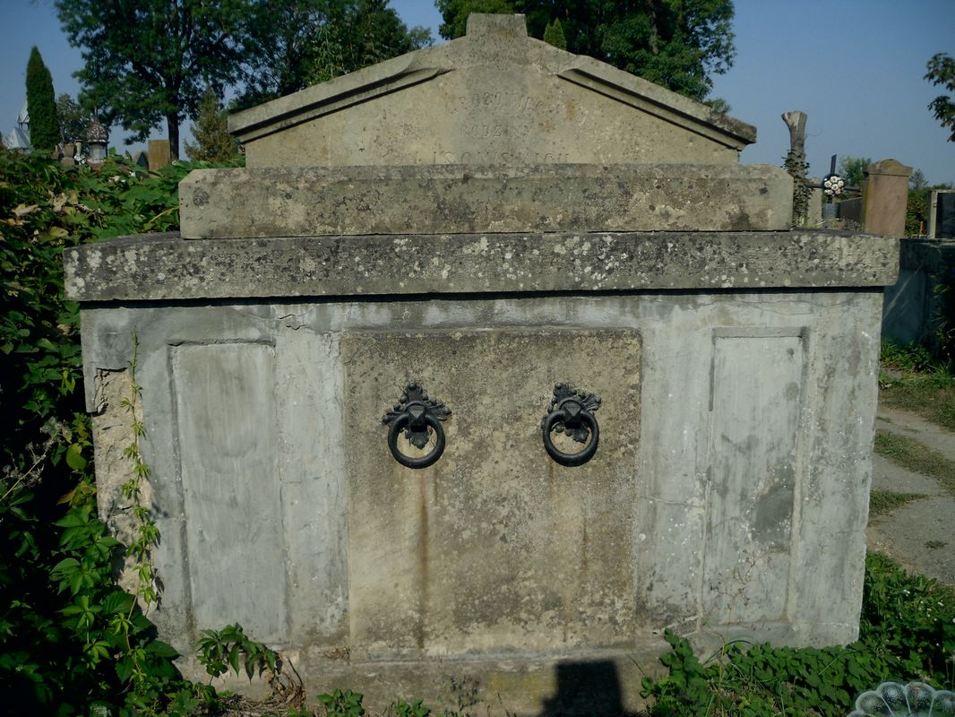 Grobowiec N.N. i N.N Lisowskich, cmentarz w Tarnopolu, stan z 2016 r.