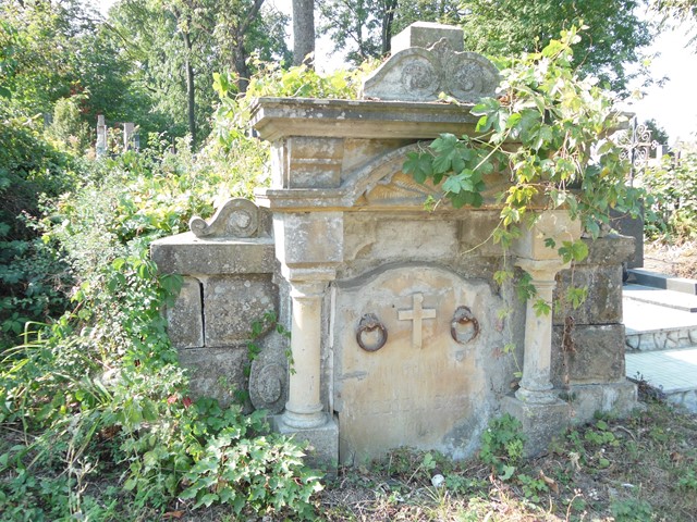 Grobowiec Alojzego Puszczyńskiego, cmentarz w Tarnopolu, stan z 2016 roku