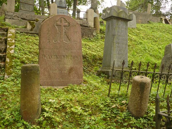 Graveside gravestone of Grasilda Iwaszkiewicz, Na Rossie cemetery in Vilnius, as of 2013