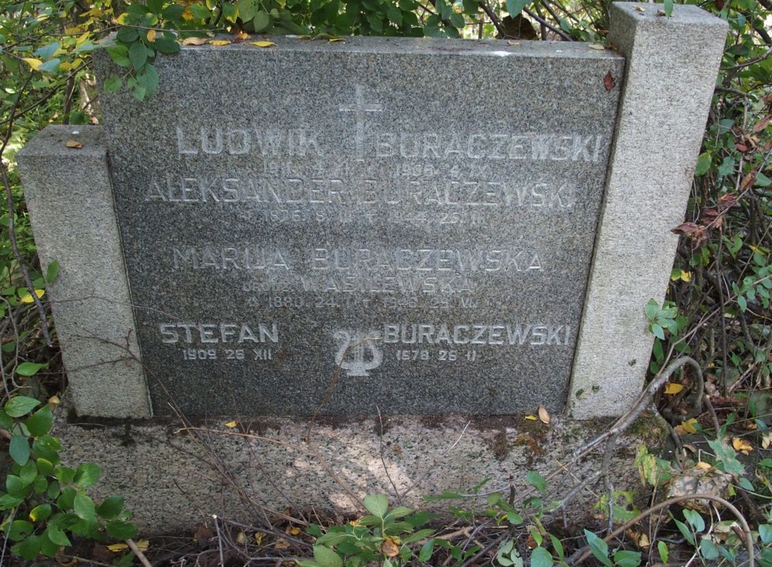 Tombstone of Maria Buraczewski, Aleksandr Buraczewski, Ludwik Buraczewski and Stefan Buraczewski, St Michael's cemetery in Riga, as of 2021.
