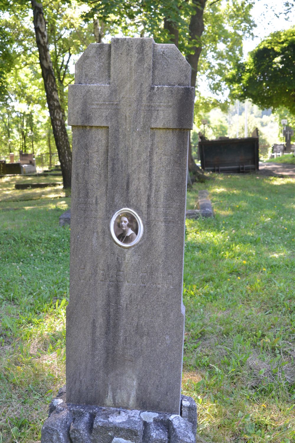 Tombstone of Aniela and Henrik Cholew, Karviná Doły cemetery