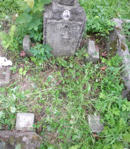 Nagrobek Edwarda Zajączkowskiego, cmentarz na Rossie w Wilnie, stan na 2013 r.