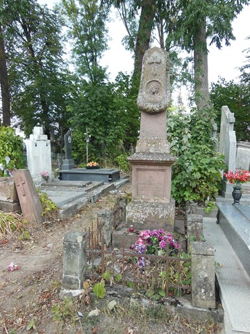 Tombstone of Karolina Motzek, cemetery in Ternopil, as of 2016