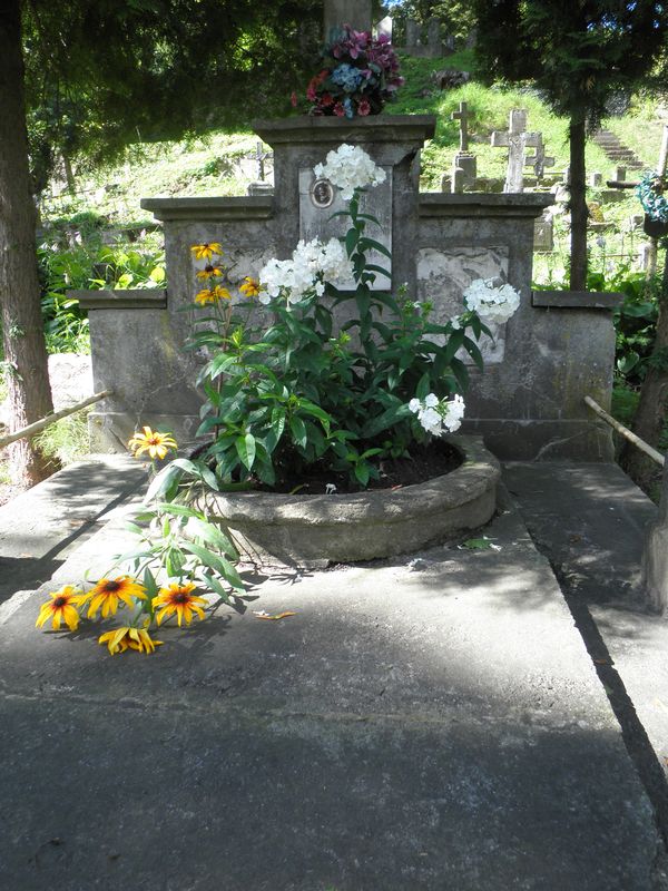 Tomb of Janina Michalowska, Ross cemetery in Vilnius, as of 2013.