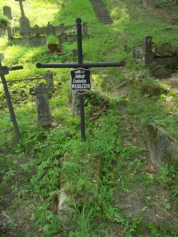 Nagrobek Jakuba i Izabeli Wasilczyk, cmentarz na Rossie w Wilnie, stan na 2013 r.