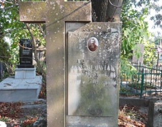 Nagrobek Jana Głowiaka, cmentarz w Tarnopolu, stan z 2016 roku