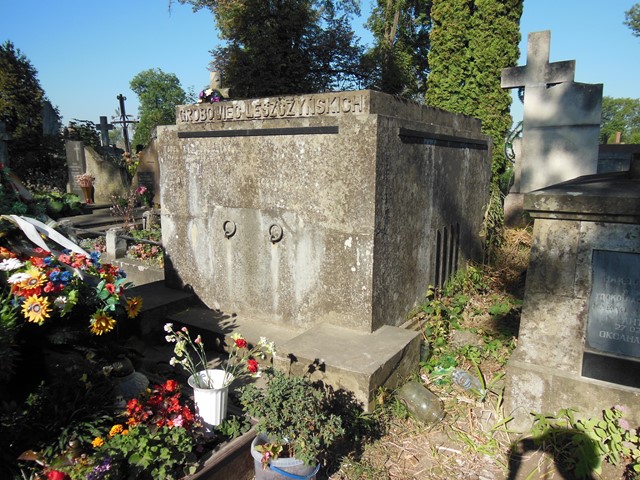 Grobowiec Jerzego i Tadeusza Leszczyńskich, cmentarz w Tarnopolu, stan z 2016 roku