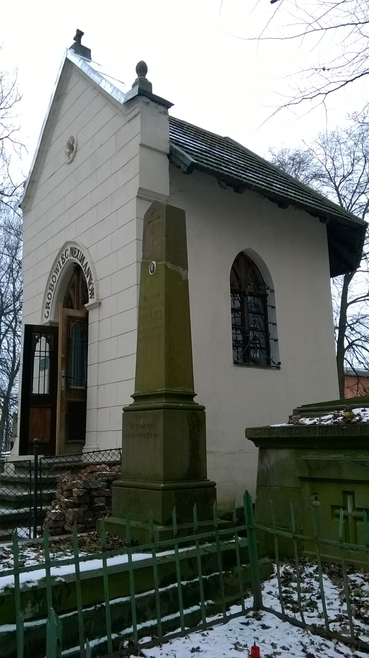 Drohobych municipal cemetery on Truskavetska Street, Neumann chapel