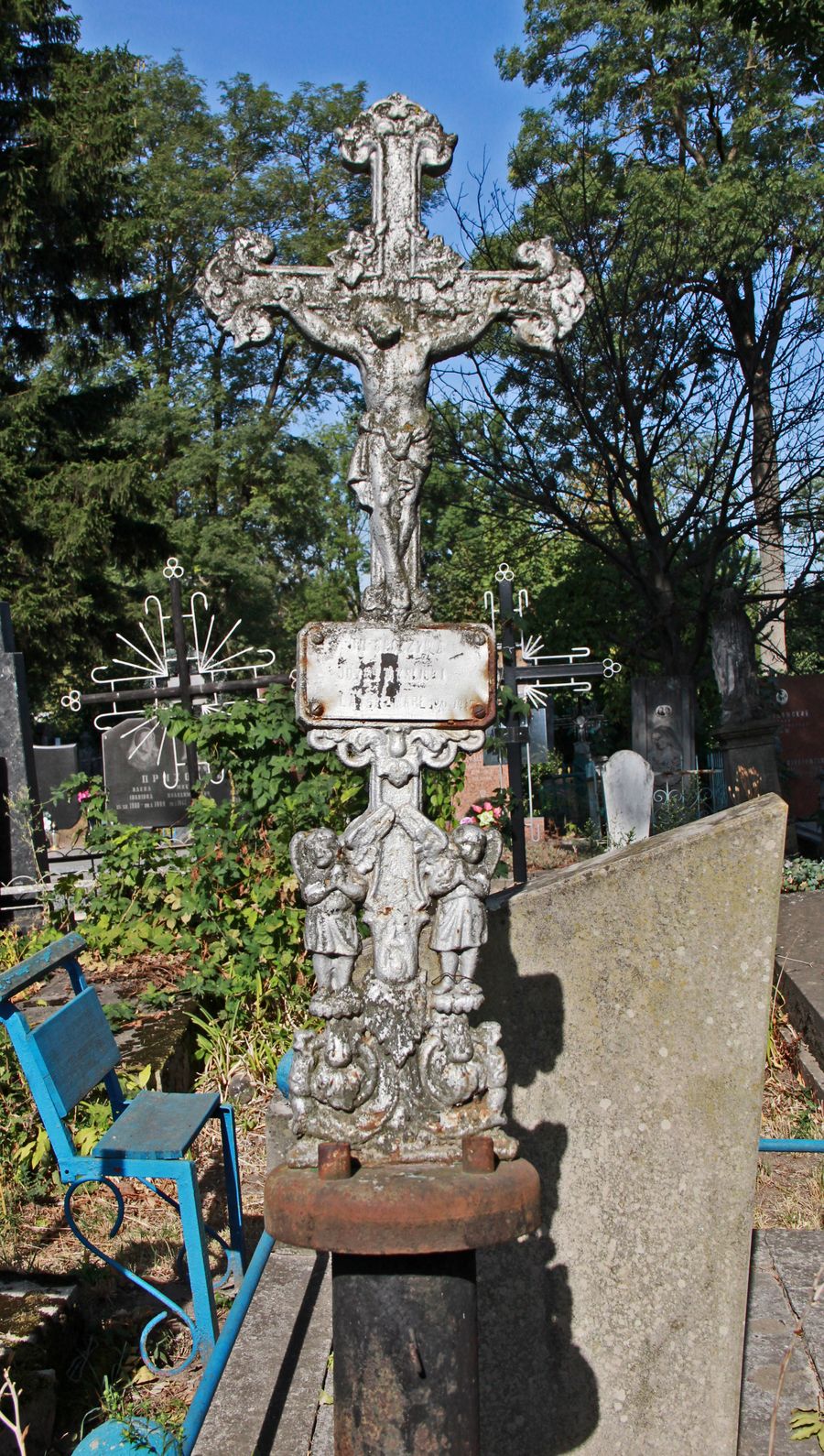 Fragment of the gravestone of Jozef Myslicky, Ternopil cemetery, 2016 status