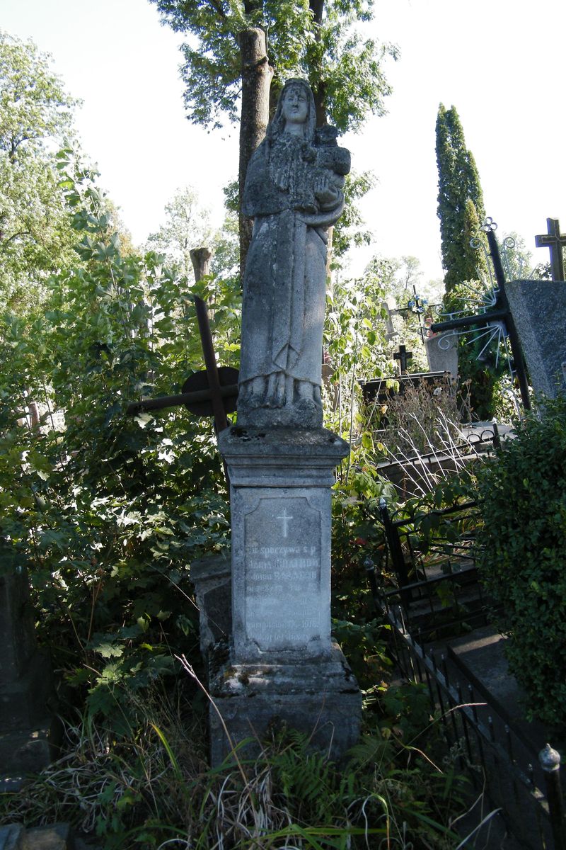 Tombstone of Maria Bratrov, Ternopil cemetery, state of 2016