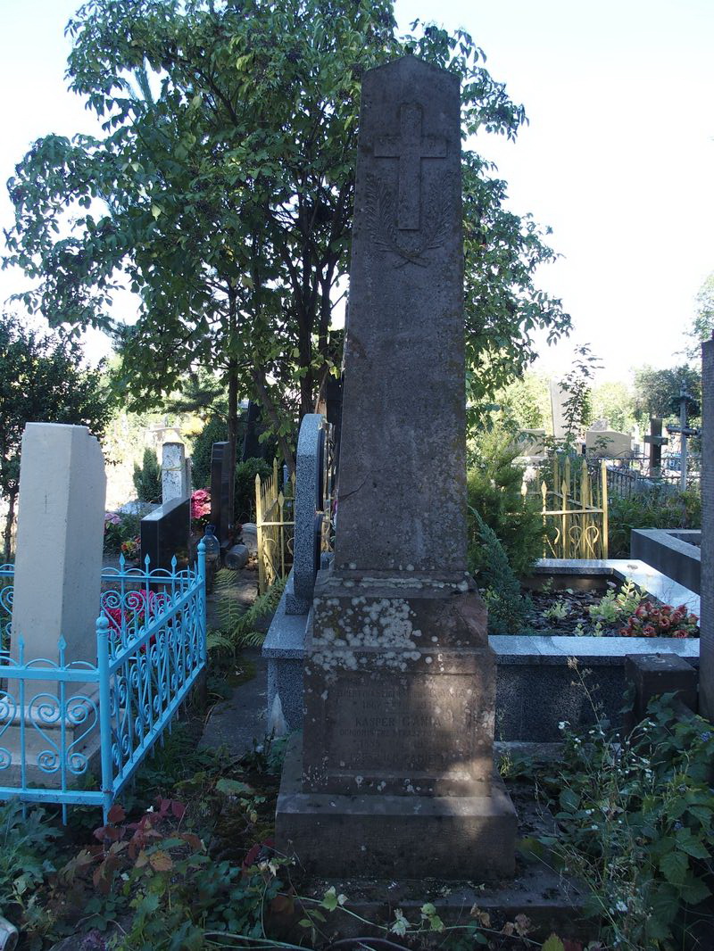 Nagrobek Kaspera i Klementyny Gania, cmentarz w Tarnopolu, stan z 2016