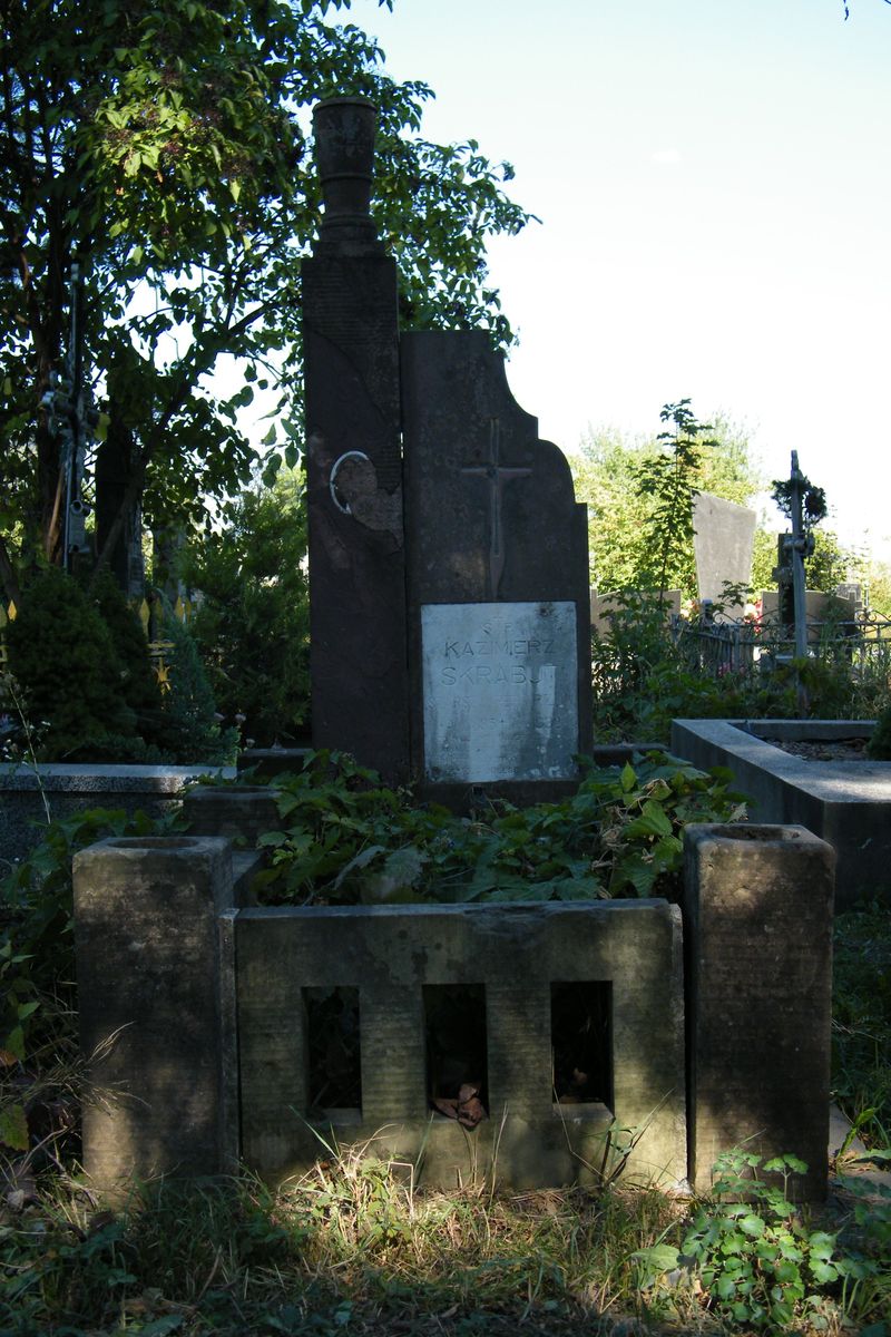 Tombstone of Kazimierz Skrabut, cemetery in Ternopil, as of 2016