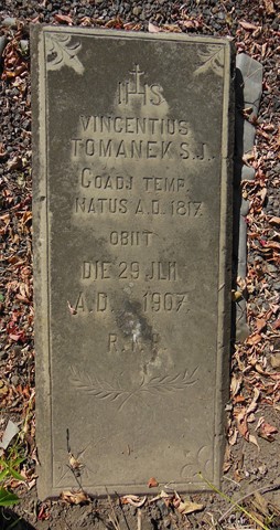 Tombstone of Wincenty Tomanek, Ternopil cemetery, as of 2016