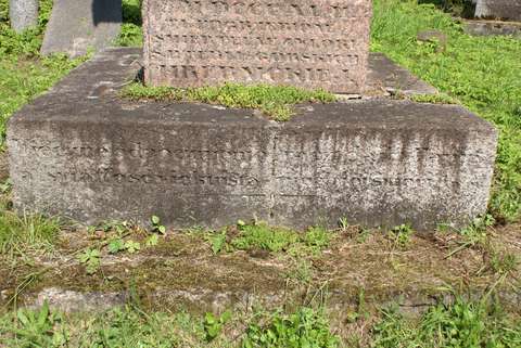 Fragment of Tekla Hrebnicka's tombstone, Ross Cemetery in Vilnius, as of 2013.