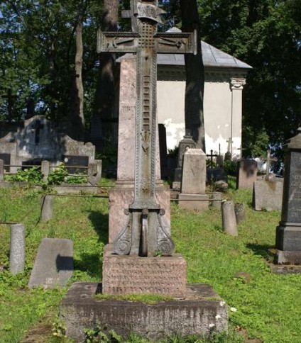 Nagrobek Tekli Hrebnickiej, cmentarz na Rossie w Wilnie, stan z 2013 r.