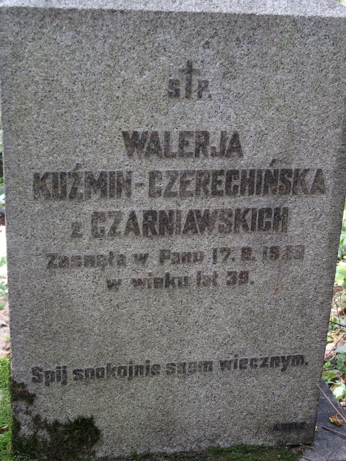 Inscription from the tombstone of Valeria Kuzmin-Czerechinskaya, St Michael's cemetery in Riga, as of 2021.