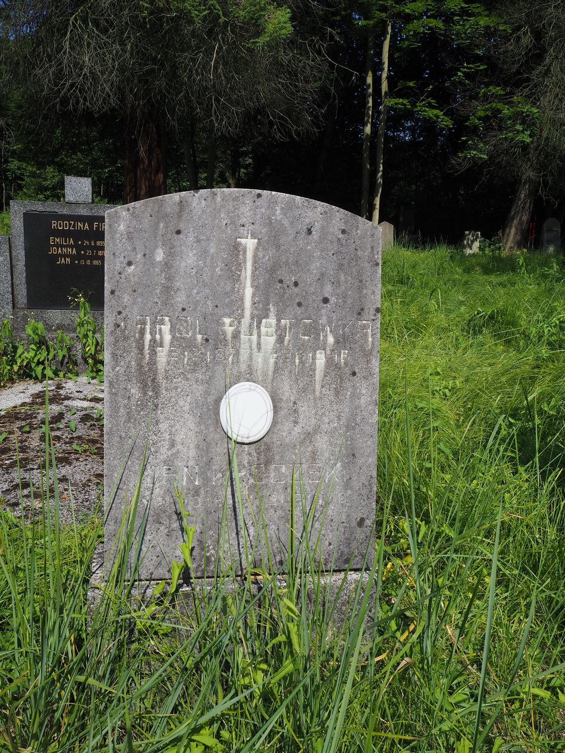 Tombstone of Karol Pustowka and Jan Kroczek, cemetery in Karviná Mexico, as of 2022.