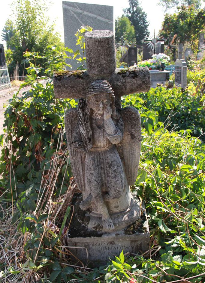 Nagrobek Wandy Chamal, cmentarz w Tarnopolu, stan z 2016 r.