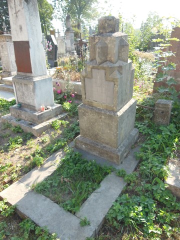 Tombstone of Marian Szamota, cemetery in Ternopil, state of 2016