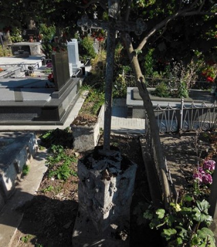 Nagrobek N.N., cmentarz w Tarnopolu, stan z 2016 roku