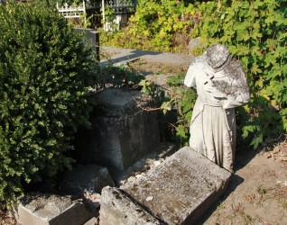 Nagrobek Franciszka i Józefa Wilk, cmentarz w Tarnopolu, stan z 2016 r.