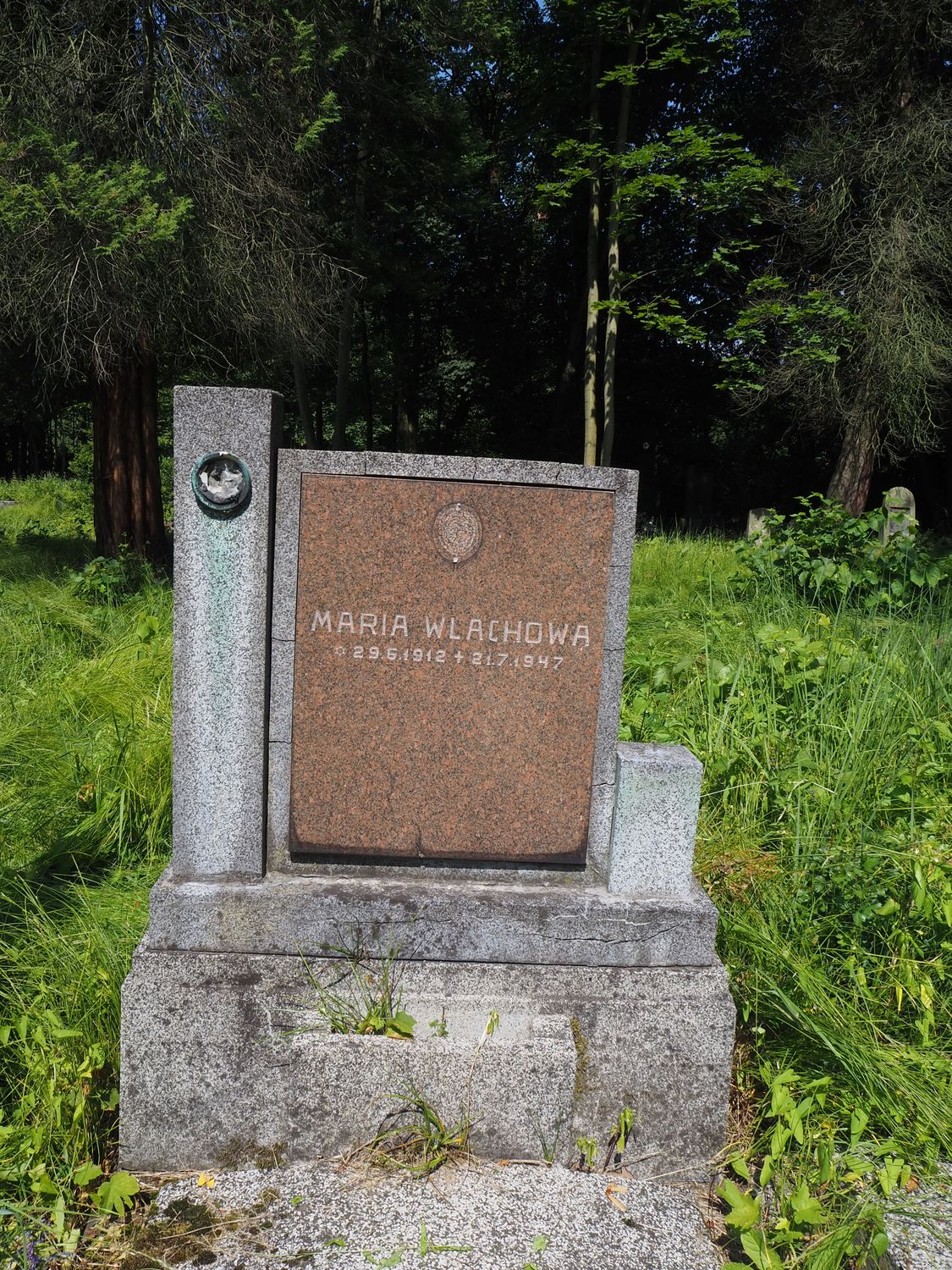 Maria Vlachova's tombstone, Karviná Mexico cemetery, as of 2022.