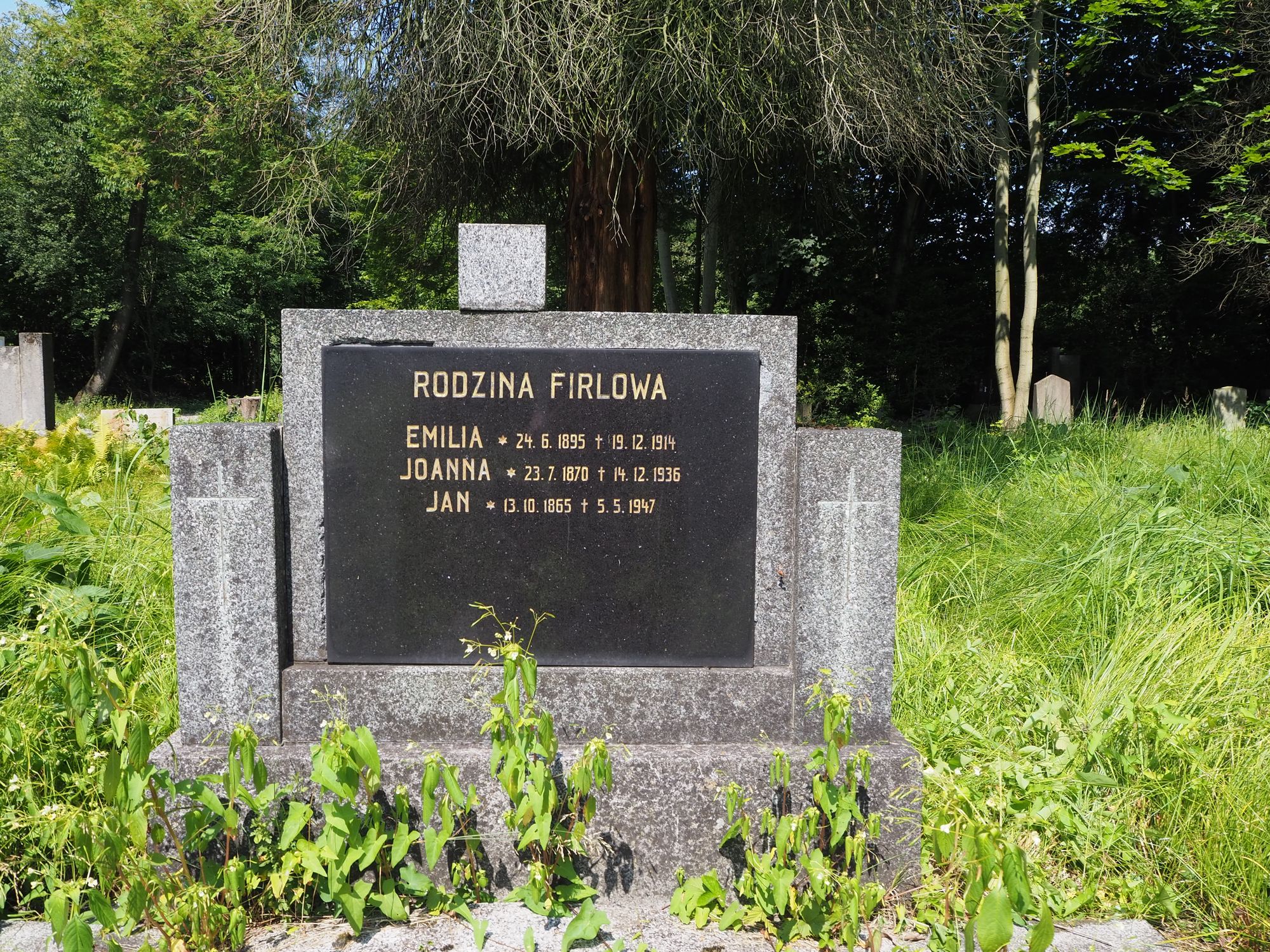 Tombstone of the Firlowa family, cemetery in Karviná Mexico, as of 2022.