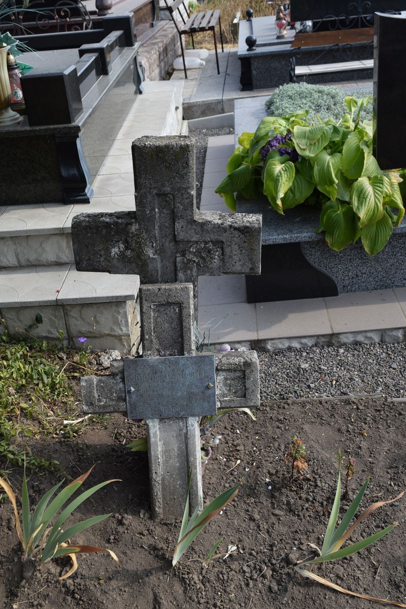 Tombstone of Ignacy Ozdowski, Ternopil cemetery, state before 2016