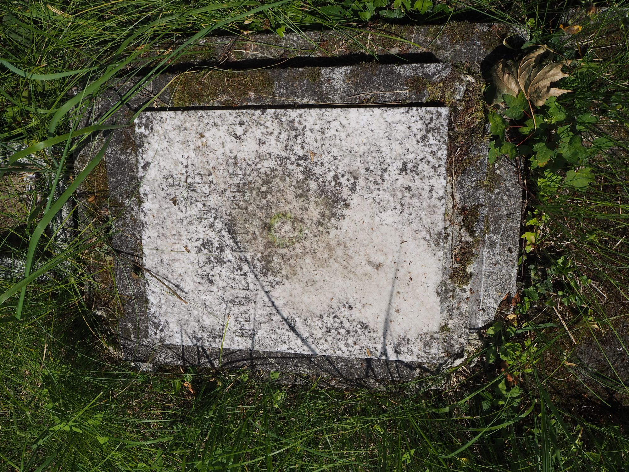 Tombstone of Johanna Kishkova and Adolf Michalski, Karviná Mexico cemetery, as of 2022.