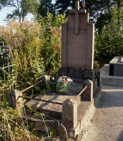 Nagrobek Stanisława Pihuta, cmentarz w Tarnopolu, stan z 2016