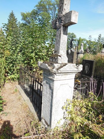 Nagrobek Ferdynanda Jelinek, cmentarz w Tarnopolu, stan z 2017 roku