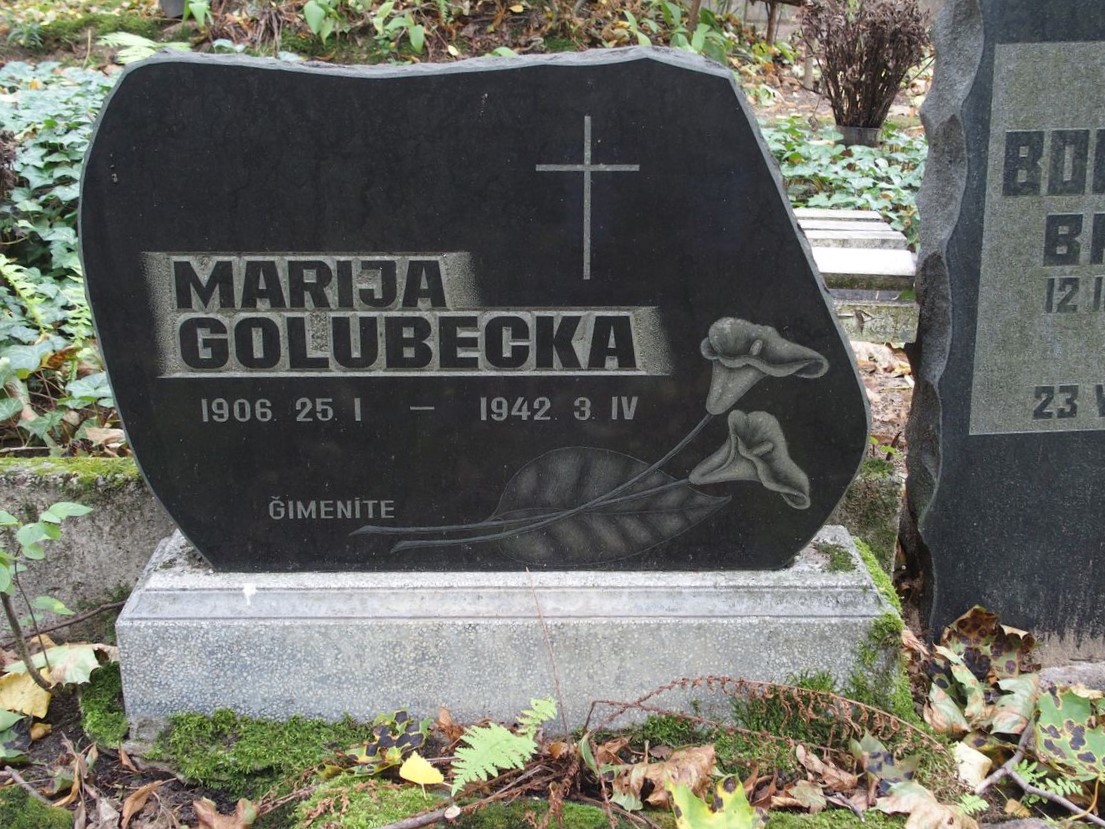 Napis z nagrobka Marii Golubeckiej, cmentarz św. Michała w Rydze, stan z 2021 r.