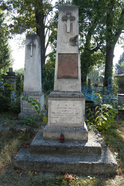 Tombstone of Klaudiusz Korczak-Zebracki from the cemeteries of the former Ternopil district, as of 2016.