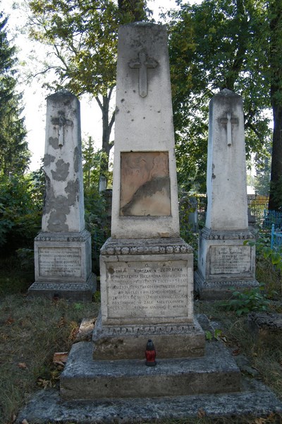 Tombstone of Antonina Korczak-Zebracka from the cemeteries of the former Ternopil district, as of 2016.