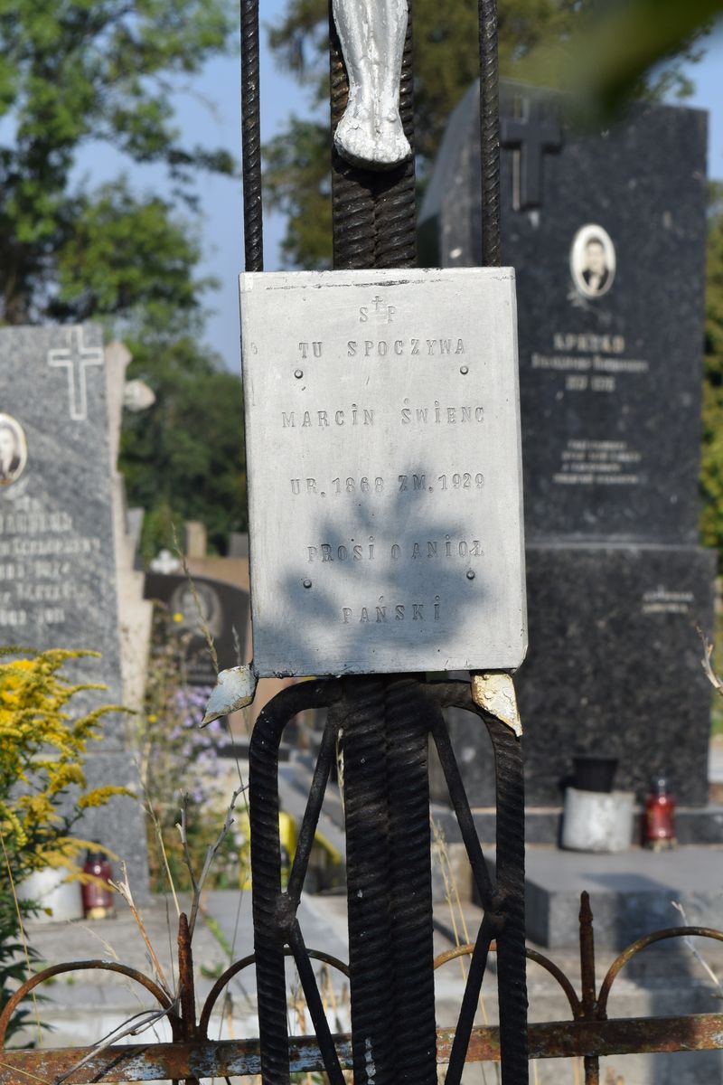 Tombstone of Marcin Swienets, Ternopil cemetery, state of 2016