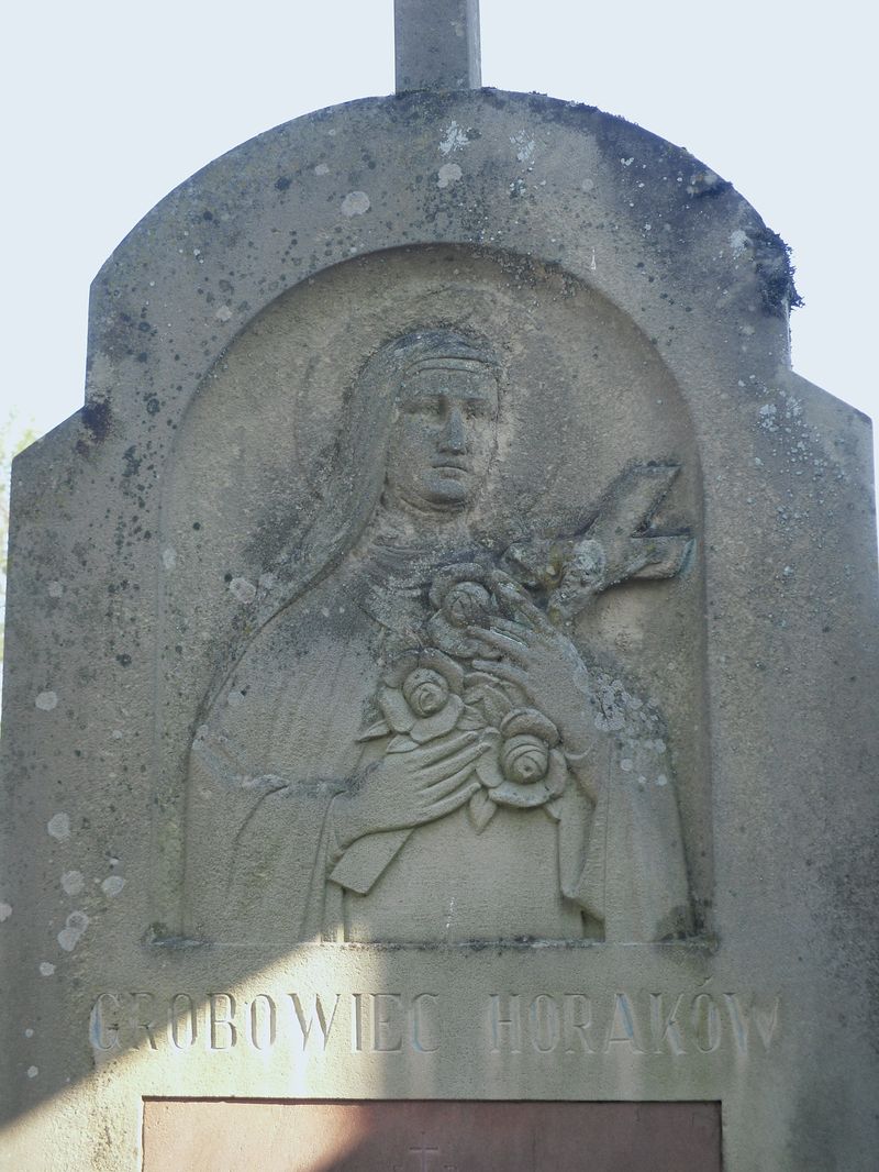 Fragment grobowca Stanisława Horaka, cmentarz w Tarnopolu, stan z 2016 r.