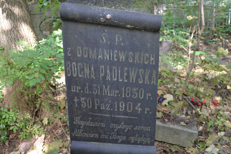 Napis z nagrobka Bogny Padlewskiej
