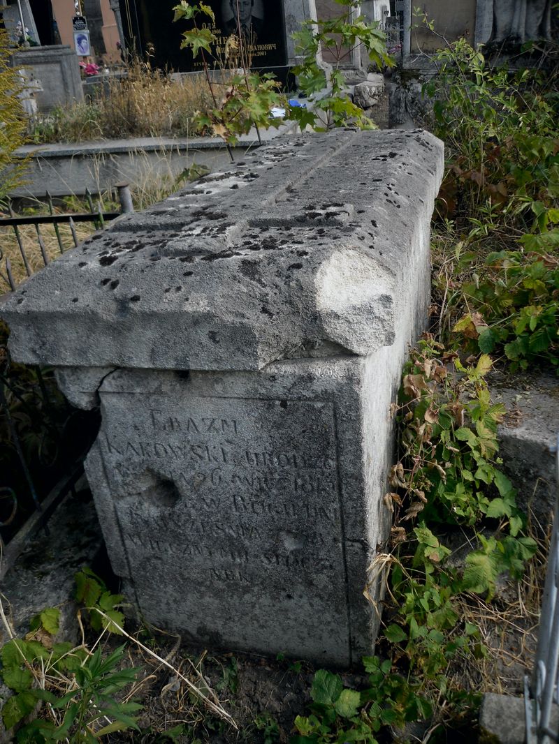 Tombstone of Erazm Kakowski, Ternopil cemetery, as of 2016