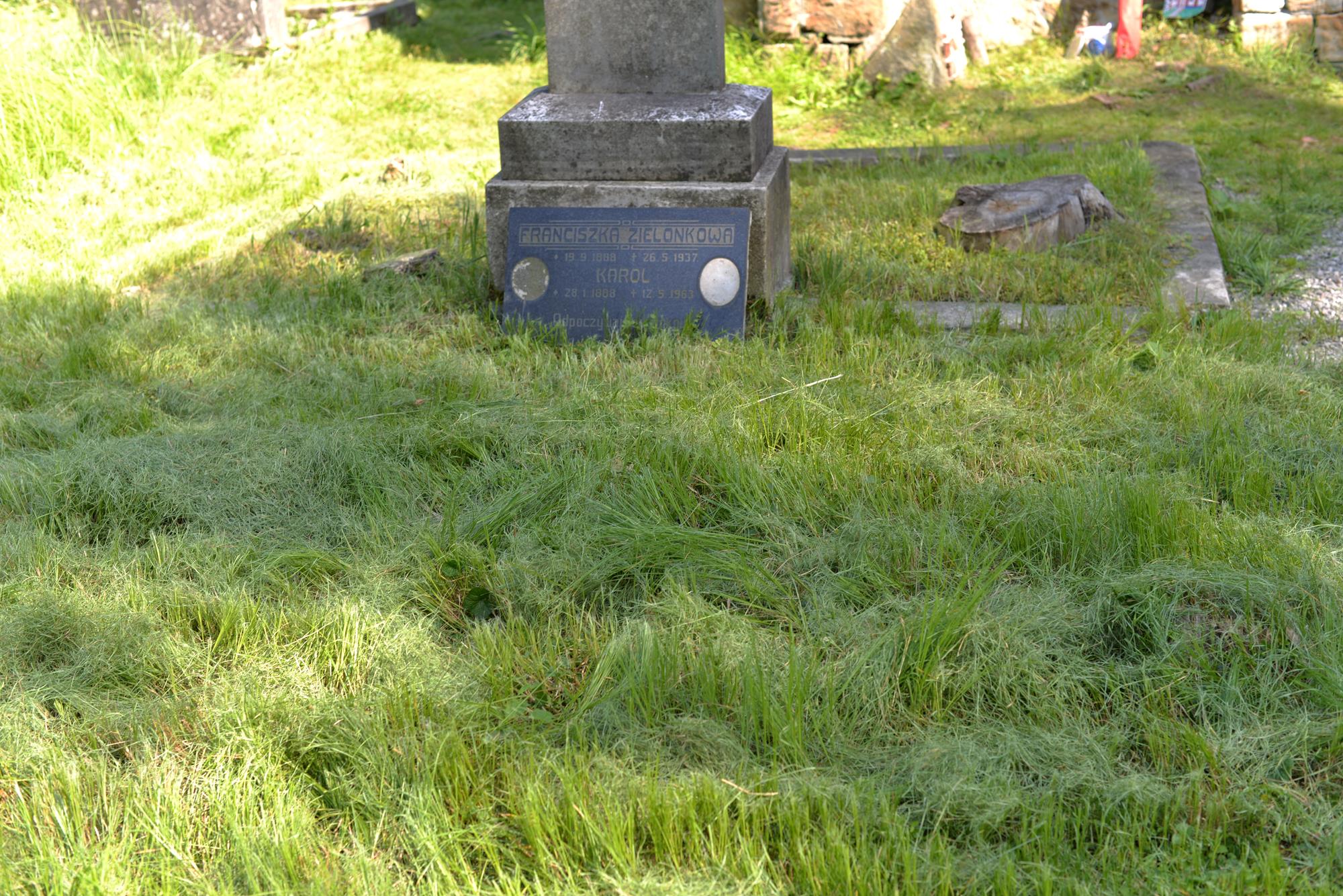 Photo montrant Tombstone of Franciszka Zielonkowa, Karol Zielonka