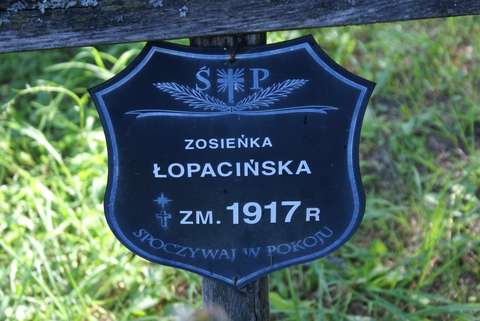 Fragment nagrobka Zofii Łopacińskiej, cmentarz na Rossie w Wilnie, stan z 2013 r.