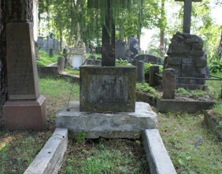 Nagrobek Zofii Burbiny, cmentarz na Rossie w Wilnie, stan z 2013 r.