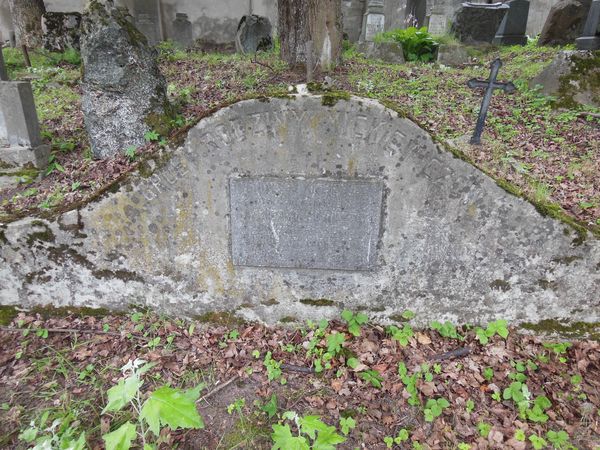 Grobowiec Andrzeja, Kazimiery i Stanisława Mickiewiczów, cmentarz na Rossie w Wilnie