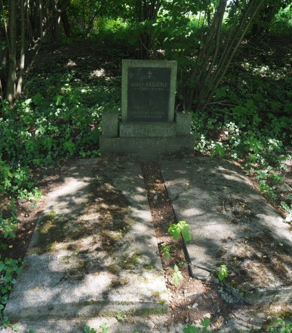 Nagrobek Józefa Brudny, cmentarz w Karwinie Meksyk, stan z 2022 roku