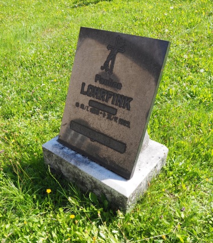 Nagrobek Pauliny Loherfink, cmentarz w Ligotce Kameralnej, stan z 2022 roku