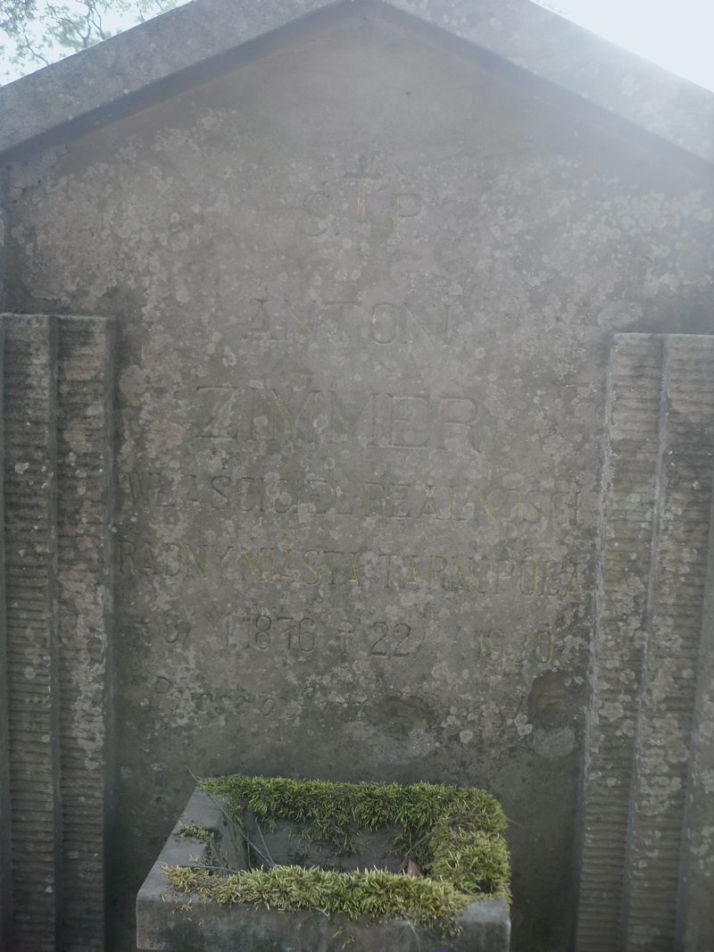 Inscription of the tombstone of Antoni Zimmer, Ternopil cemetery, as of 2016