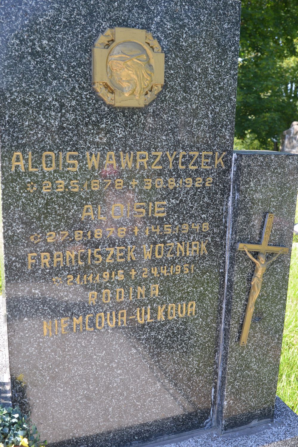 Tomb of Alois and Alois Wawrzyczek, František Wozniak, Karviná Důl cemetery