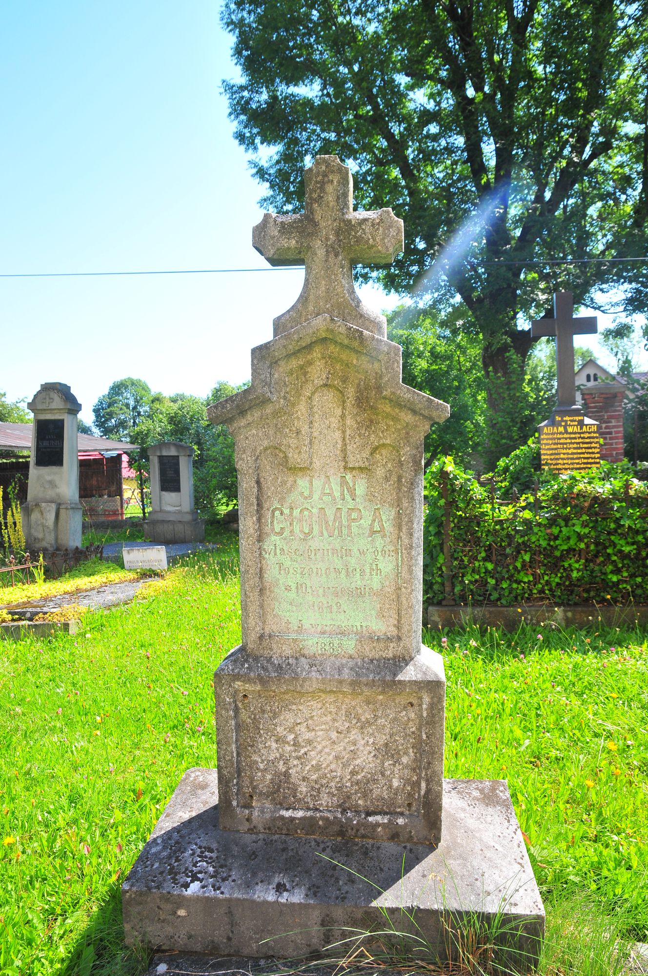 Tombstone of Jan Ciompa, cemetery in Ligotka Kameralna, as of 2022